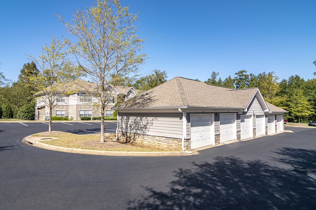 Garages Available at STONEGATE, Birmingham, Alabama