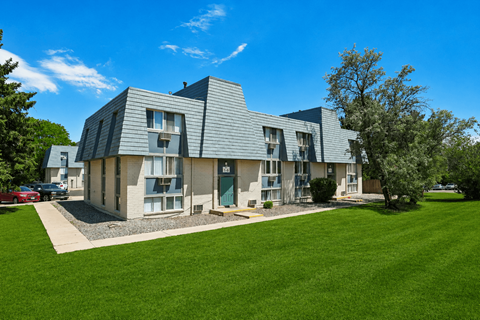 300 Russell Blvd 2 Beds Apartment for Rent