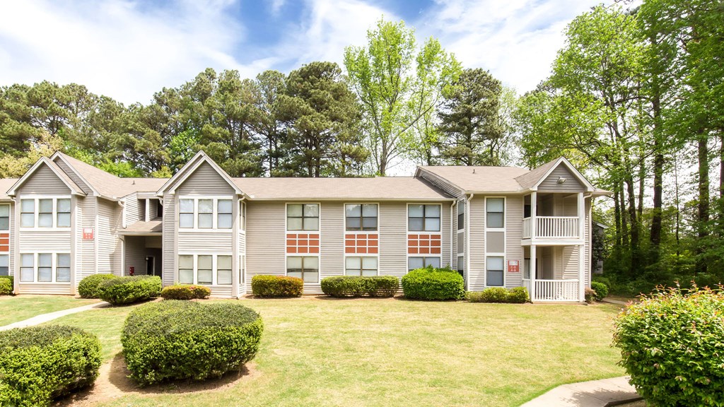 Green Outdoor at The Chelsea, Norcross, GA