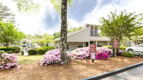 Courtyard at The Chelsea, Norcross, Georgia