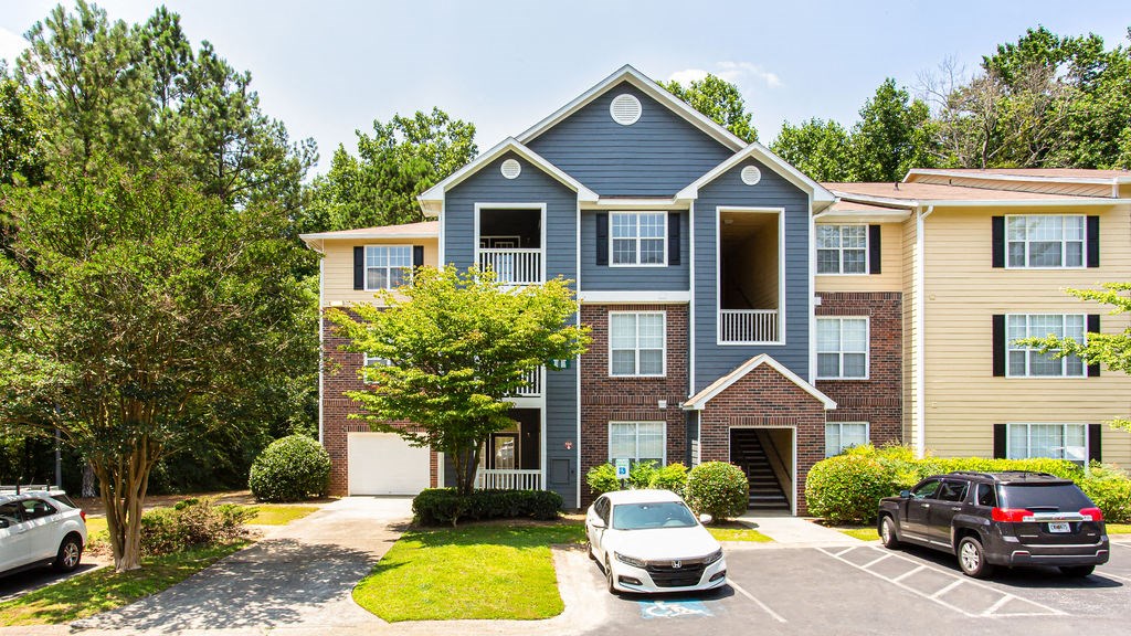 our apartments offer a parking lot