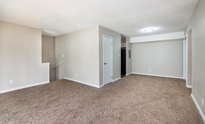 Unfurnished rooms at The Cleo Apartments, Alabama, 35611