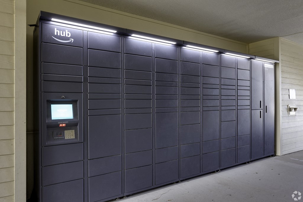 Package Lockers at Ventura at Turtle Creek, Rockledge, 32955