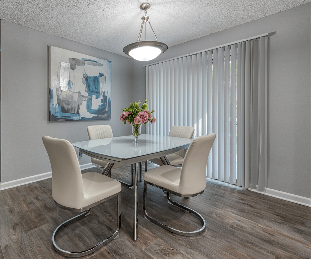 Dining  Room at Vue on Medlock, Peachtree Corners, GA