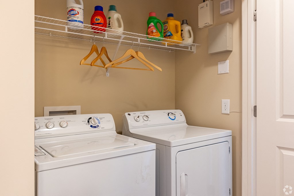 Overlook at Gwinnett Stadium washer and dryer with storage. Lawrenceville, GA.
