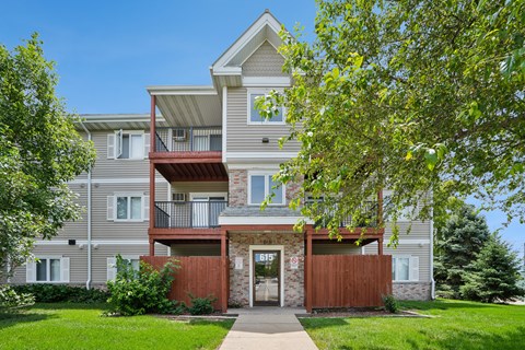 615-619 17Th Ave. NW 1-3 Beds Apartment for Rent
