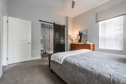 Bedroom With Closet at Century Baxter Avenue, Louisville Kentucky