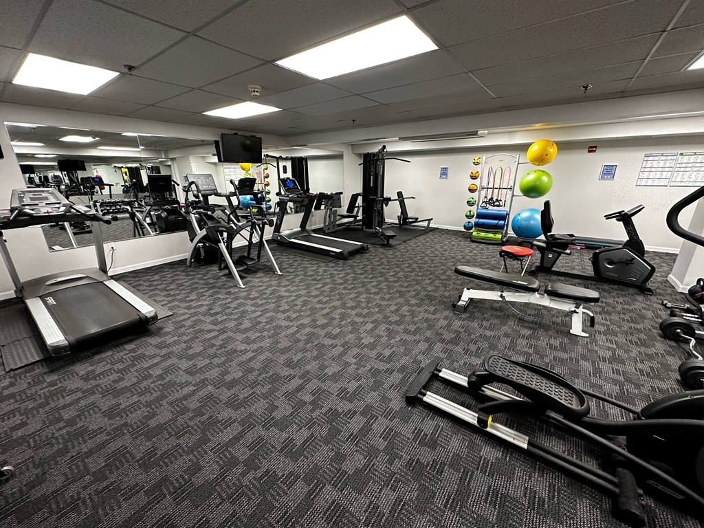 Modern Fitness Center at Carisbrooke at Manchester Apartments, New Hampshire