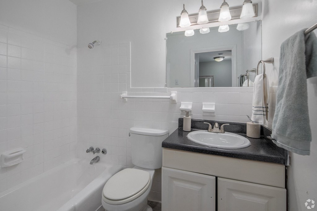 this is a photo of the bathroom in a 1 bedroom apartment at deer hill apartments in c