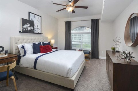 Gorgeous Bedroom at Crest at Midtown, Atlanta, GA