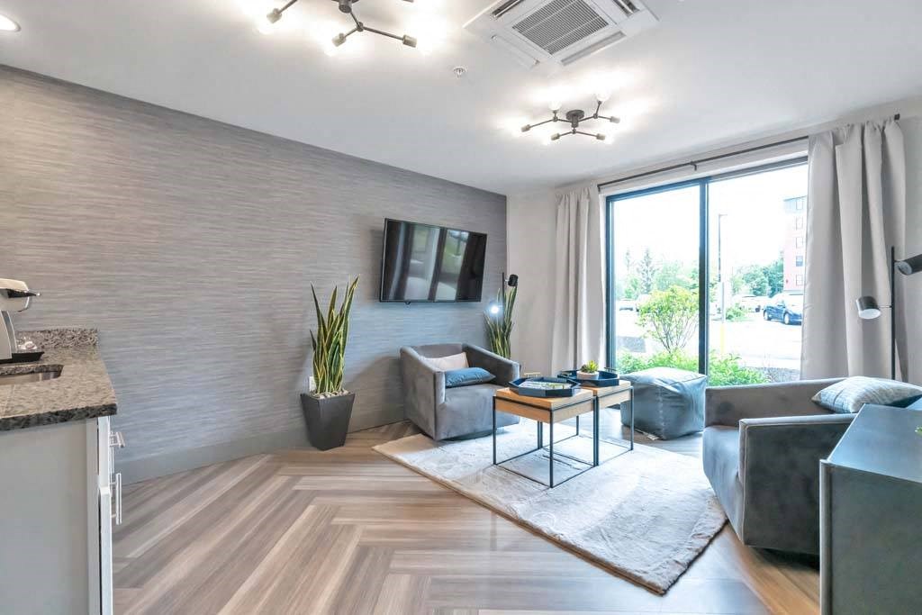 Room interior at Latitude at South Portland, Maine, 04106