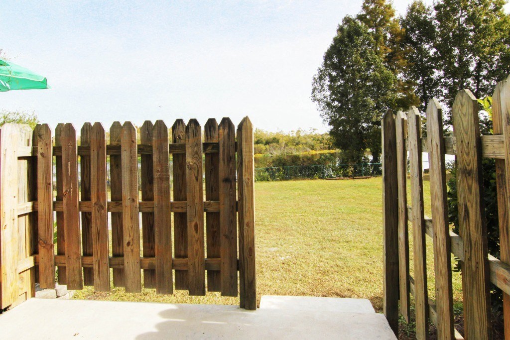 Patio with privacy fence at Lakewood Lodge, Hanahan, SC