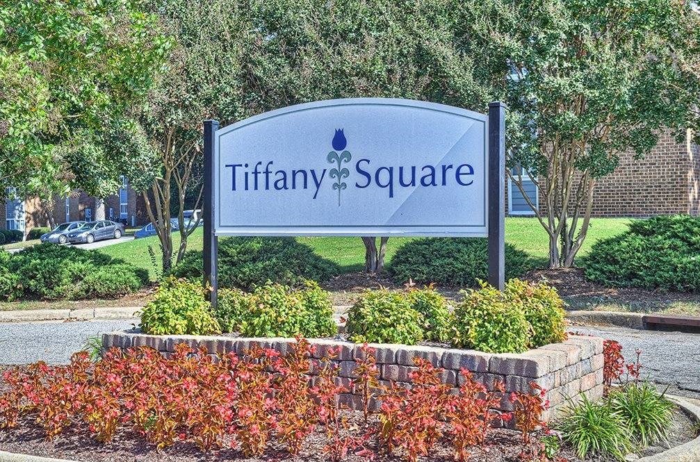 Community Entry at Tiffany Square, North Carolina