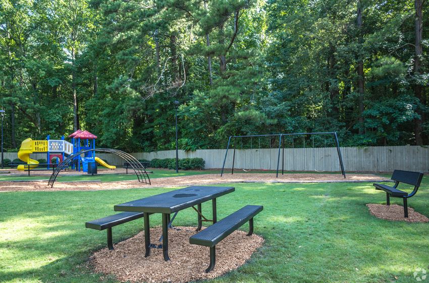 The Retreat @ Greenbriar Apartments By ICER