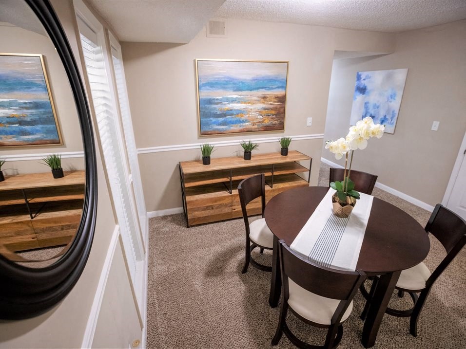 Dining room  at Avenues at Holcomb Bridge, Peachtree Corners, GA, 30092