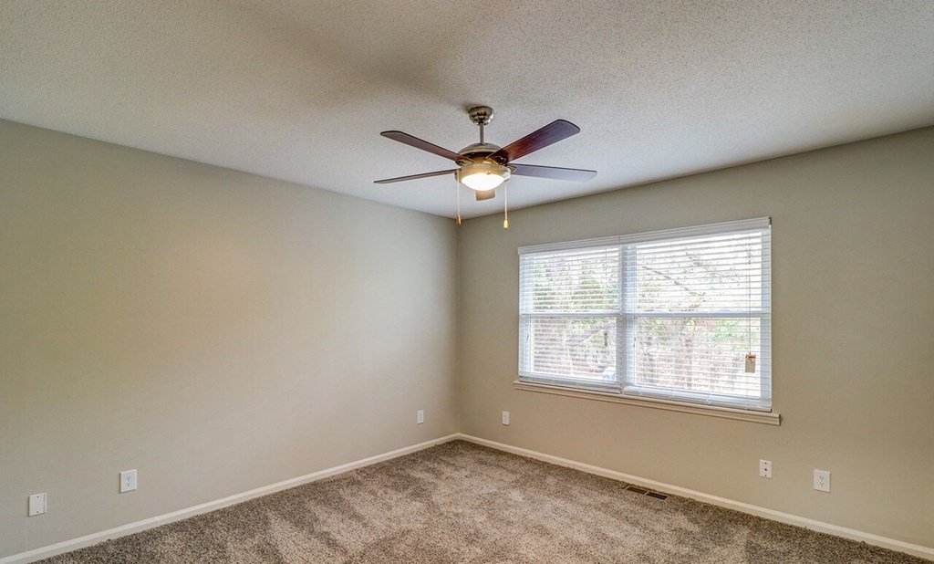 Savan Pointe Townhomes East And West