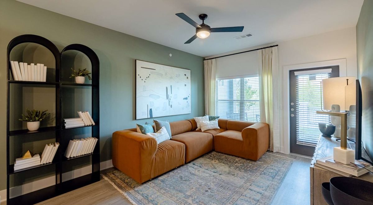 Brea Frisco Apartments