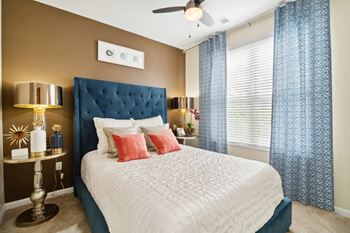 Bedroom With ceiling Fan at Century Bridges, Virginia, 24016