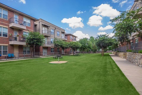 Green Lawn at Century Cedar Hill, Cedar Hill, TX 75104