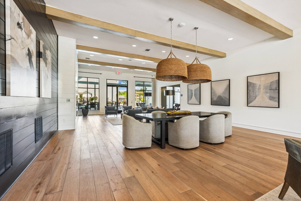 the preserve at ballantyne commons living room and dining area