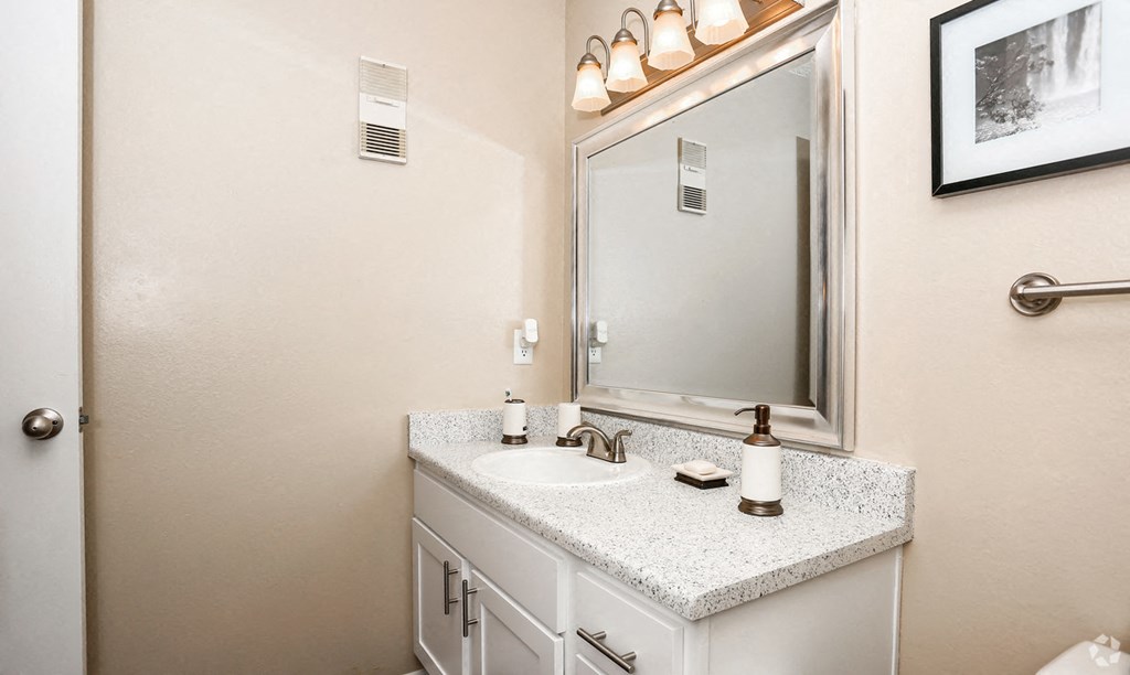 Spacious Bedrooms With in Suite Bathrooms at The Adelaide, Florida