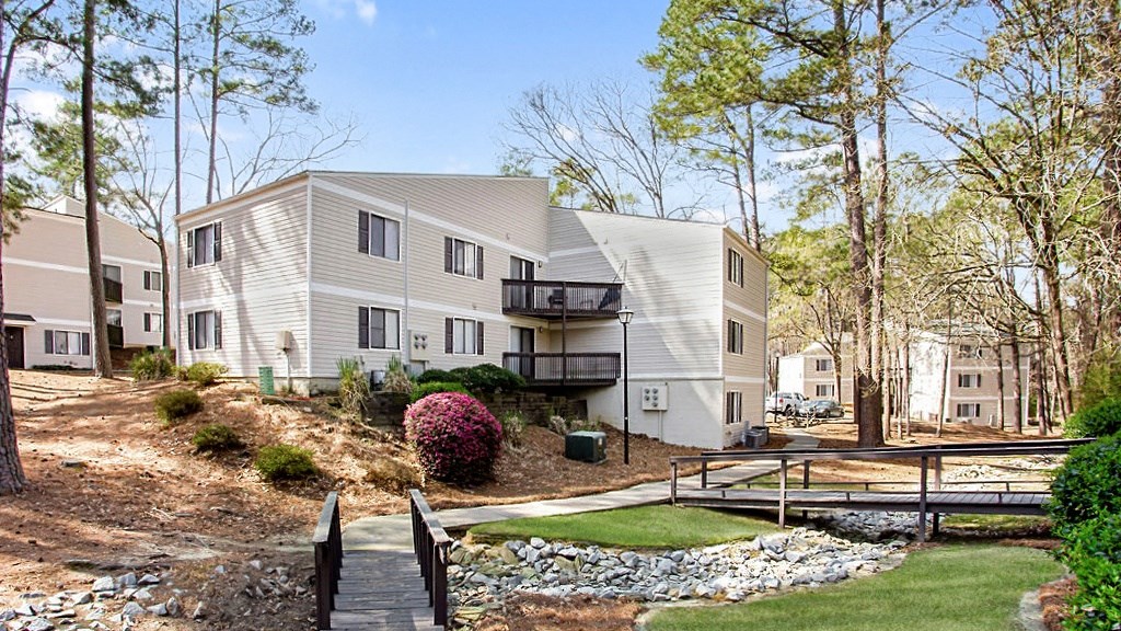 exterior building lory harbison  at Lory of Harbison, Columbia, SC