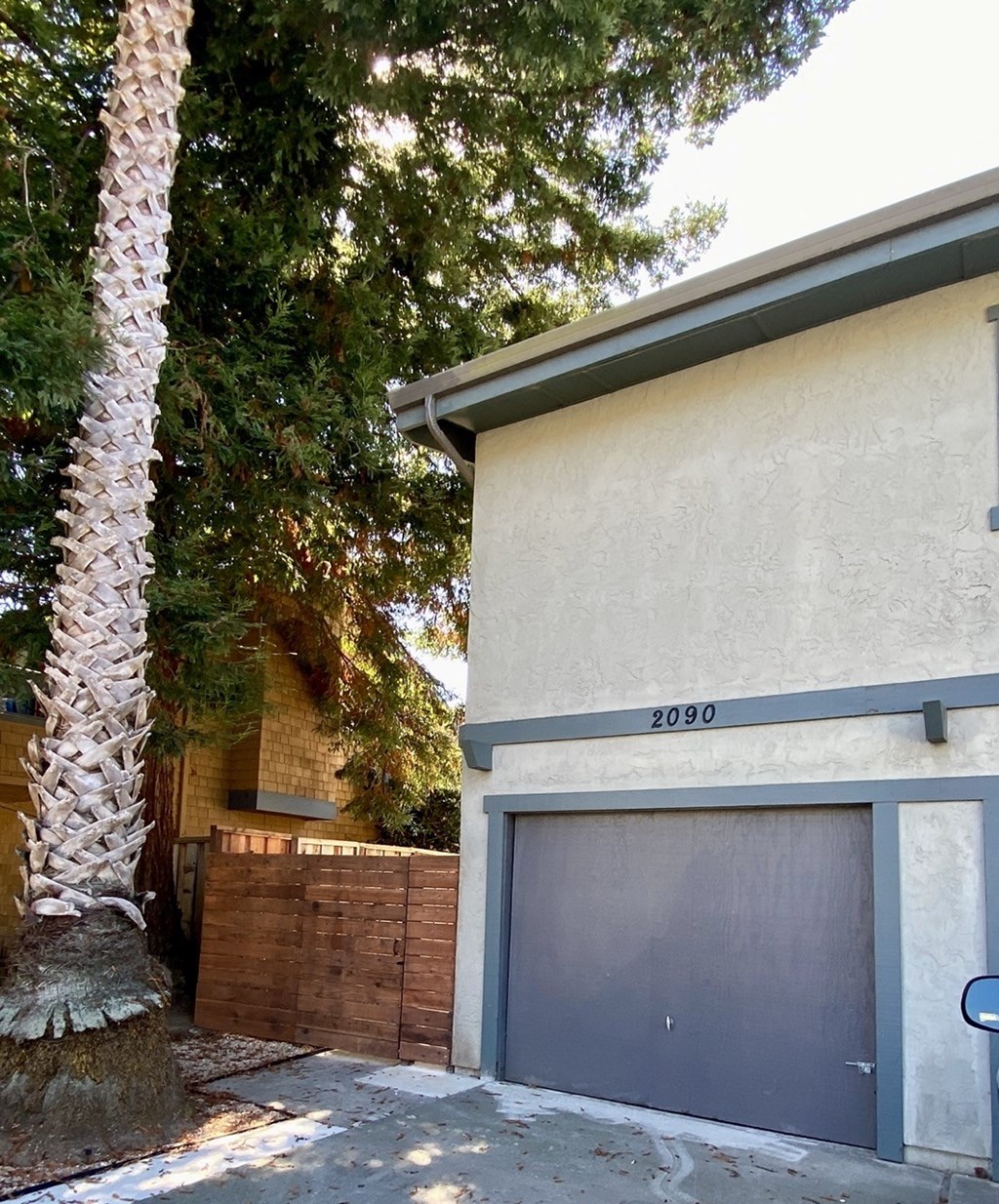 2090 -2092 Penasquitas Drive, Aptos, CA 95003 Garage entrance for the building