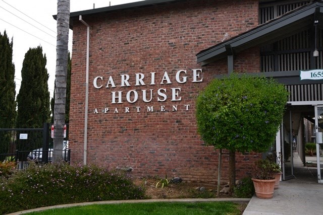 Carriage House Apartments 1655 Pomeroy Avenue Santa Clara, CA 95051