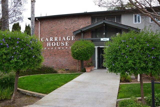 Carriage House Apartments 1655 Pomeroy Avenue  Santa Clara, CA 95051