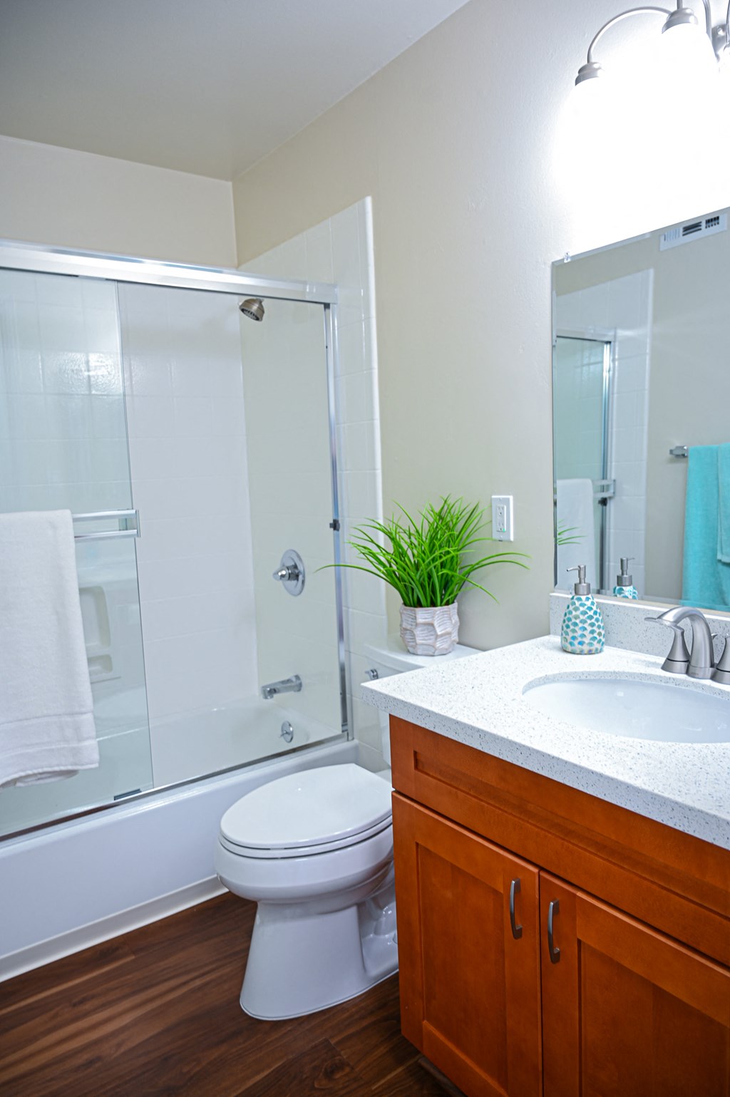 3275 Brookdale Drive  Santa Clara, CA Brookdale Villa Apts