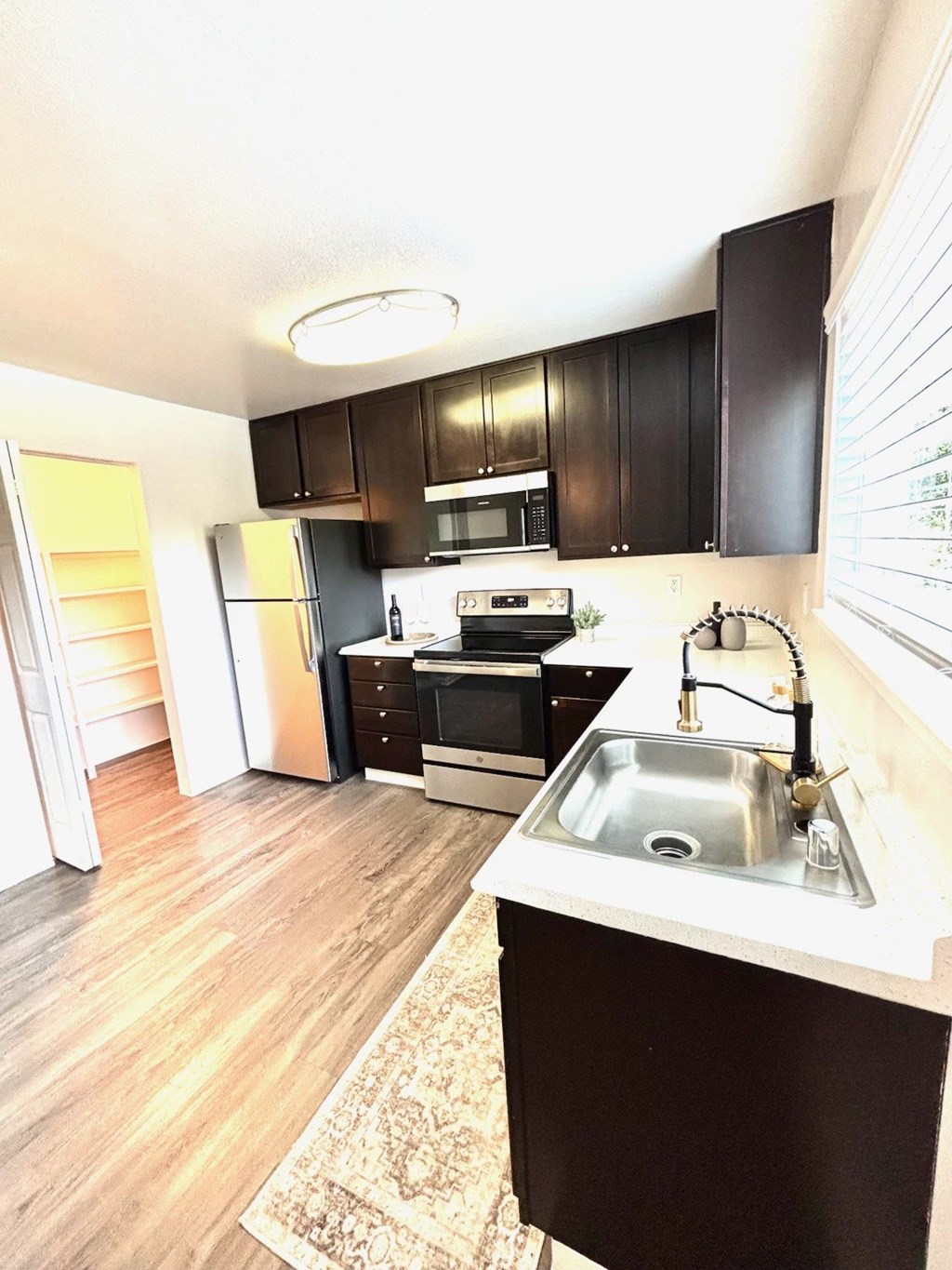 Campbell Plaza Apartments
710 Nido Drive, Campbell, CA 95008.