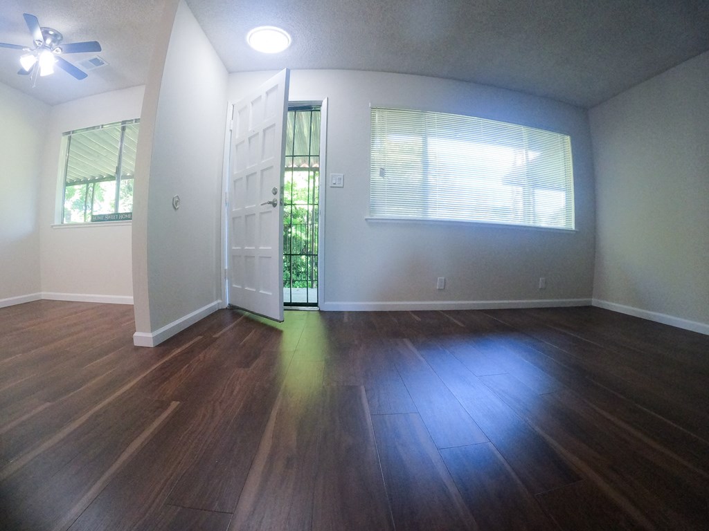 3275 Brookdale Drive  Santa Clara, CA Brookdale Villa Apts