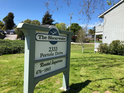 the sign in front of the shearer restaurant drive
