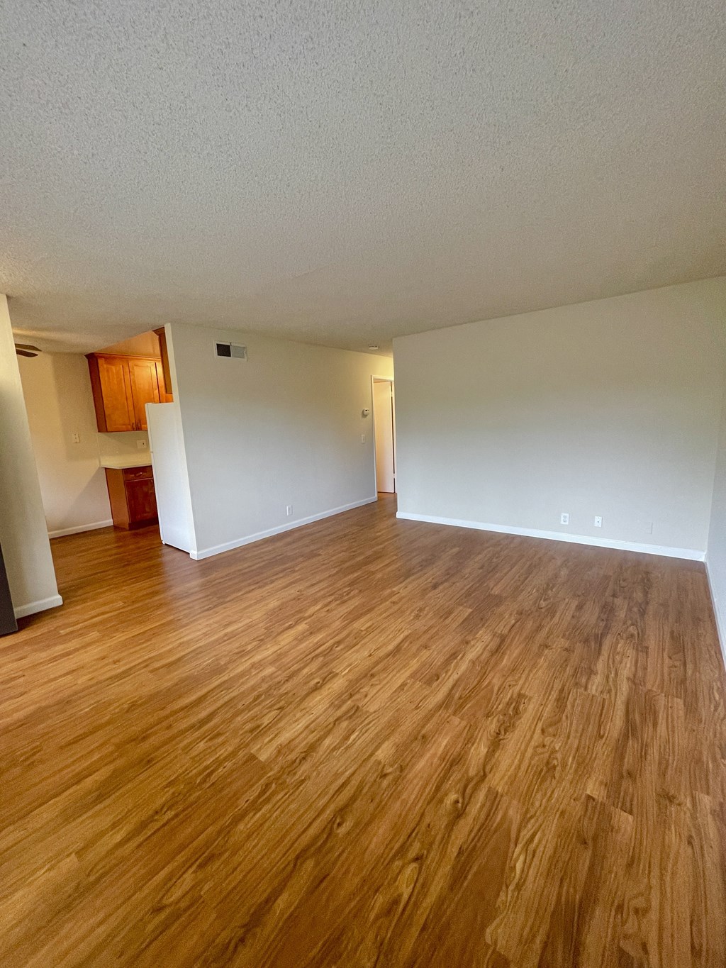 3275 Brookdale Drive  Santa Clara, CA Brookdale Villa Apts