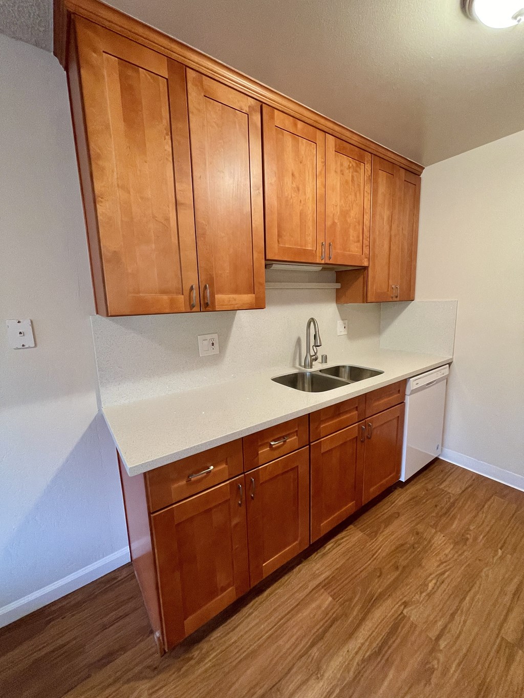 3275 Brookdale Drive  Santa Clara, CA Brookdale Villa Apts