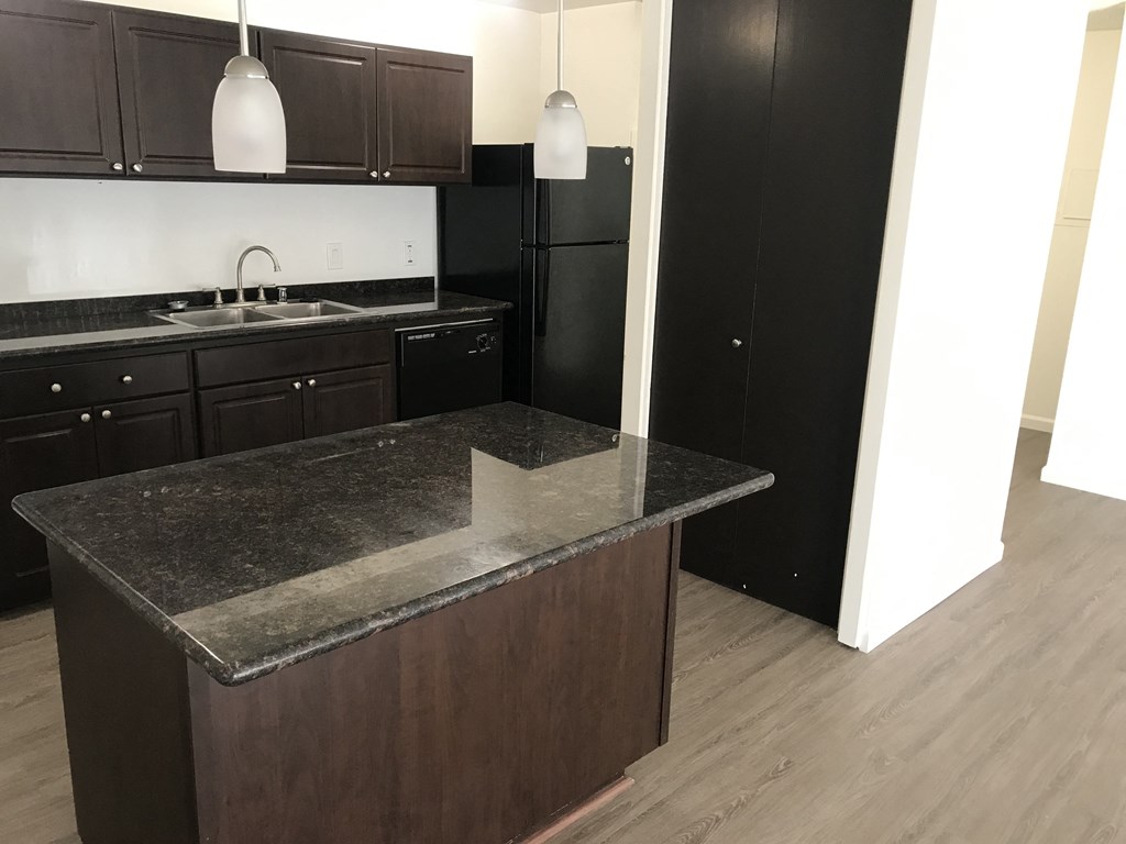 Arastradero West Apartments 724 Arastradero Road  Palo Alto, CA 94306