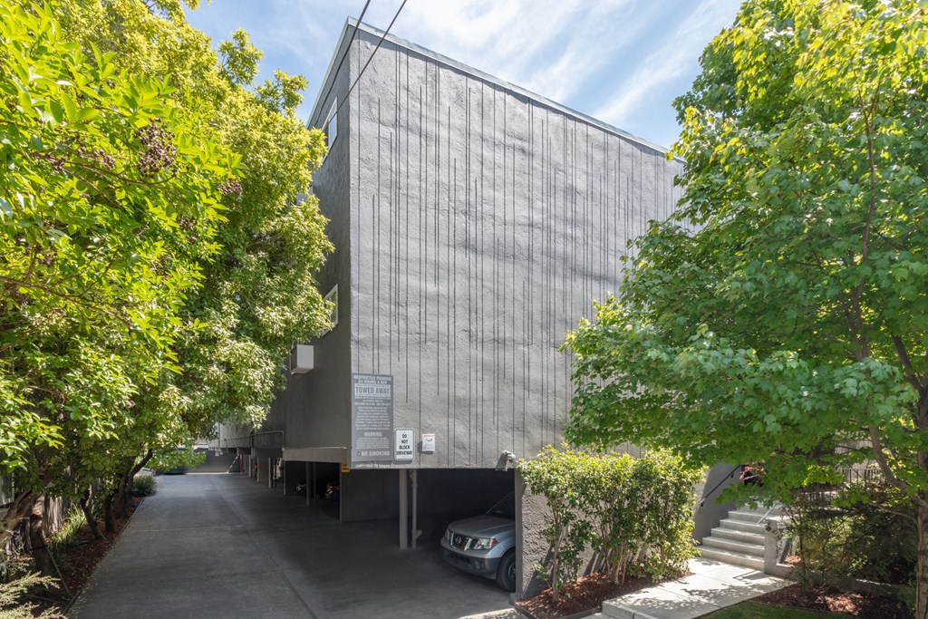 Villa Alameda Apartments 840 Villa Avenue  San Jose, CA 95126