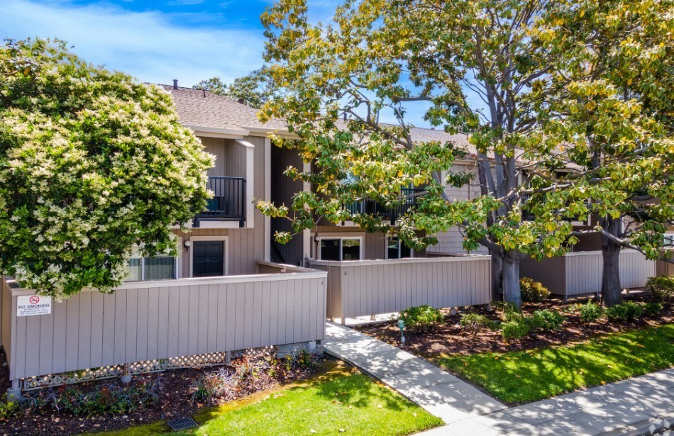 110 Remington Apartments 110 E Remington Drive  Sunnyvale, CA 94087