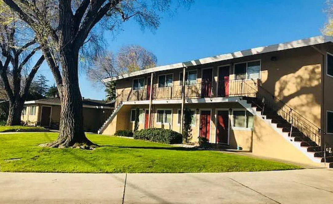Sunberry Apartments