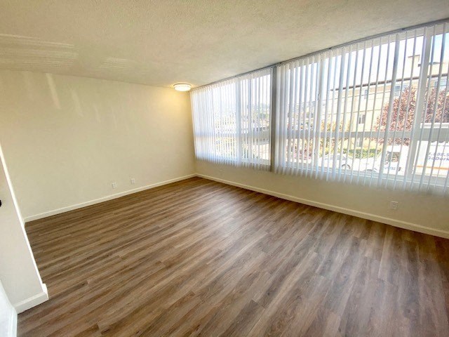 3655 Colegrove Apartments