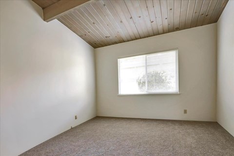 Mari Court  586 mariposa ave mountain view, ca 94040