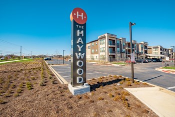 600 E Farm to Market 1626 1-2 Beds Apartment for Rent - Photo Gallery 3
