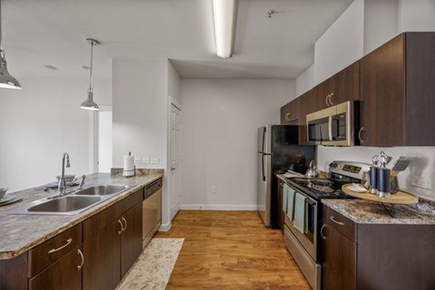 6725 Circle S Road 3 Beds Apartment for Rent