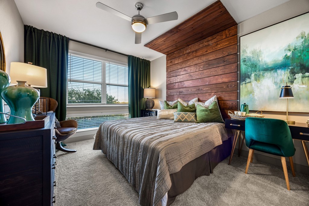 Large Bedroom at Bridge at Henley, Austin, TX