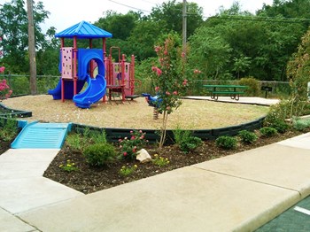 1190 Airport Blvd 1-3 Beds Apartment, Affordable for Rent - Photo Gallery 3