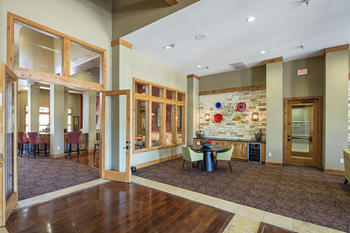 715 W Slaughter Ln 1-3 Beds Apartment for Rent - Photo Gallery 5