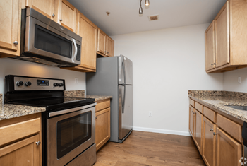 105 Hopkins Street 1-2 Beds Apartment for Rent - Photo Gallery 33