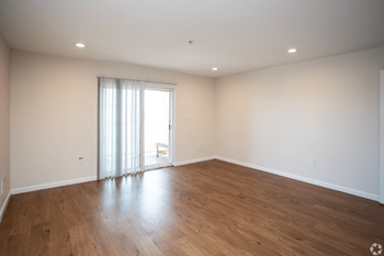 105 Hopkins Street 1-2 Beds Apartment for Rent - Photo Gallery 39