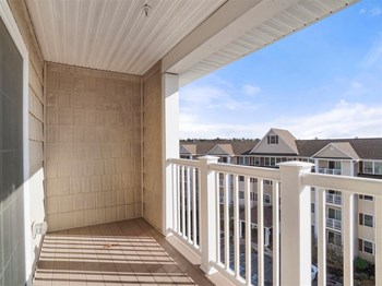 105 Hopkins Street 1-2 Beds Apartment for Rent - Photo Gallery 16