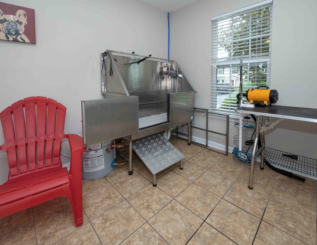 Dog Wash at Ansley Town Center, Evans